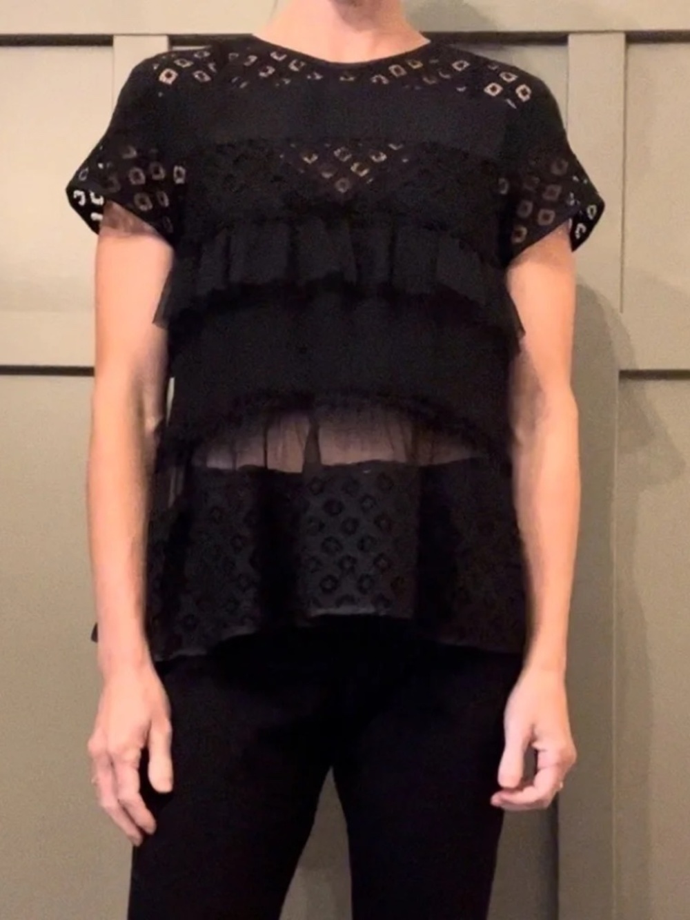 Cinq a Sept Black Tiered Lace Tulle Sheer Ruffle Blouse Top Size Small